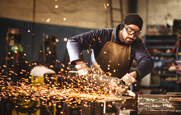  Knoxville, IA Welder Pros